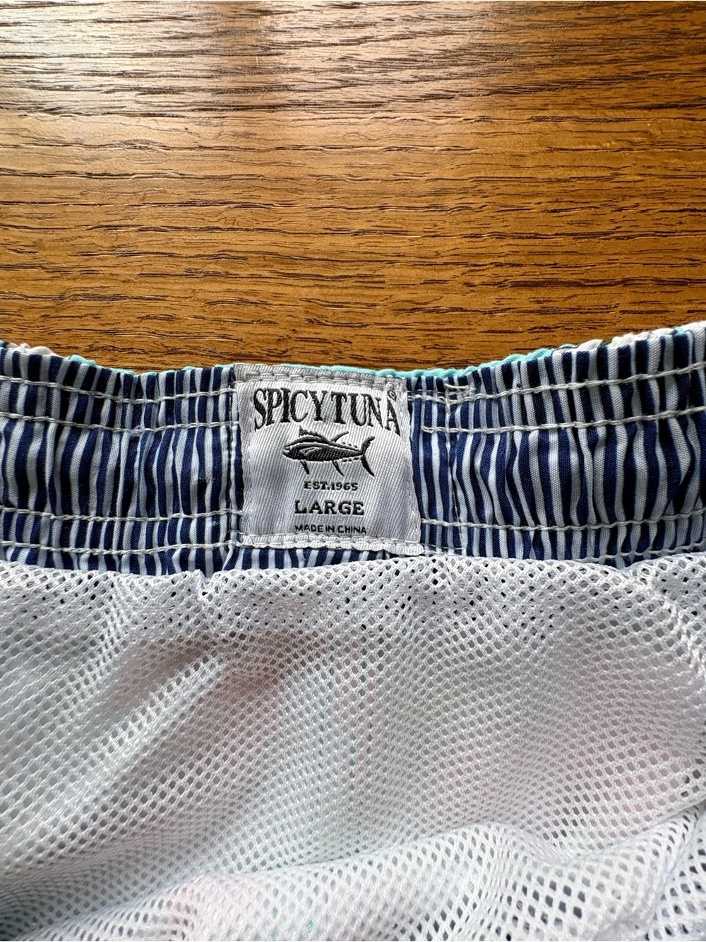 Spicy Tuna Lt. blue Mens Large Floral Swim Shorts with Drawstring & elastic - Picture 7 of 16